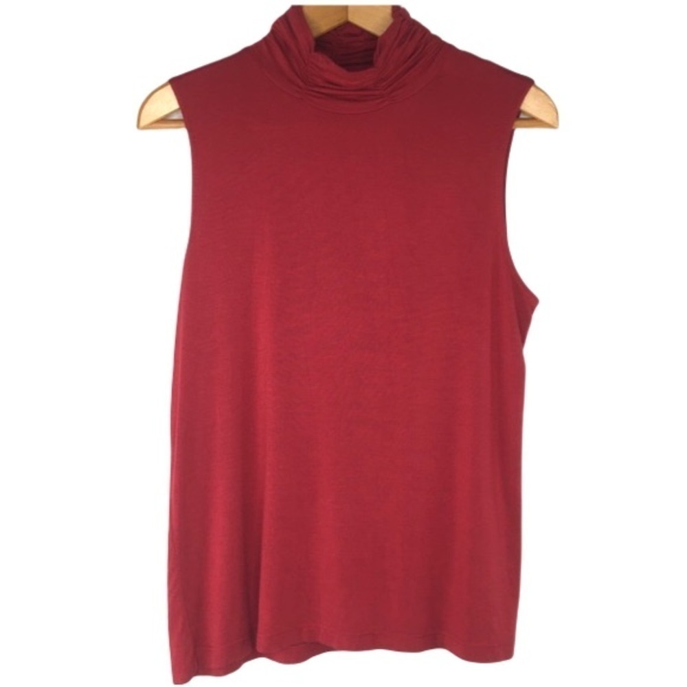 Leon & Nicole red scrunchy pleated turtle neck sleeveless top Womens Large